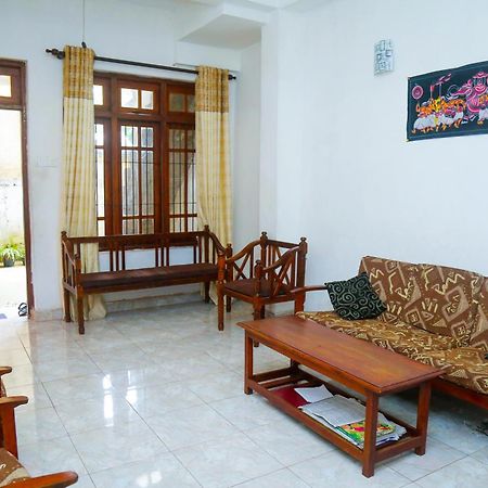 Nisansala Homestay Kandy Deiyannewela Exterior photo