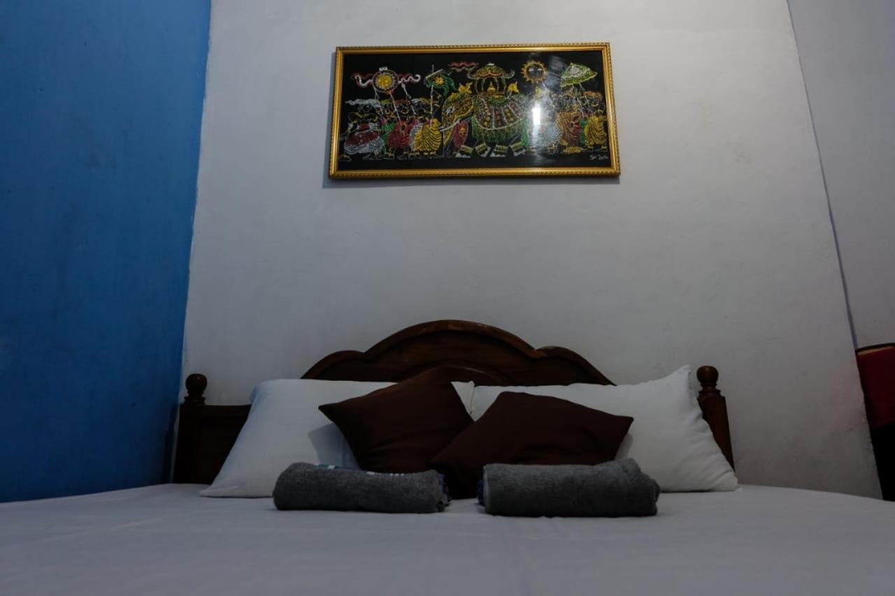 Nisansala Homestay Kandy Deiyannewela Exterior photo